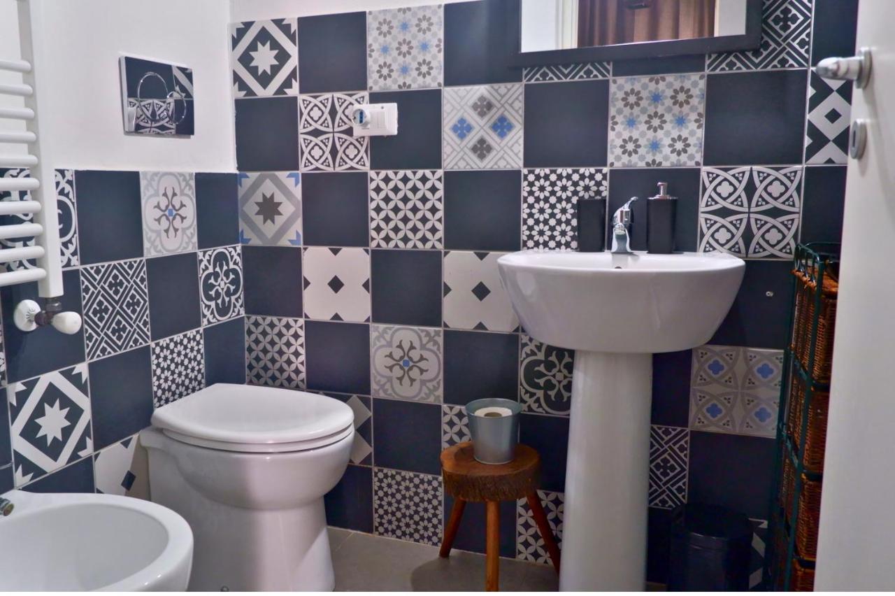 Free Parking & A/C Sant'Orsola Cozy Home Bologna Bagian luar foto