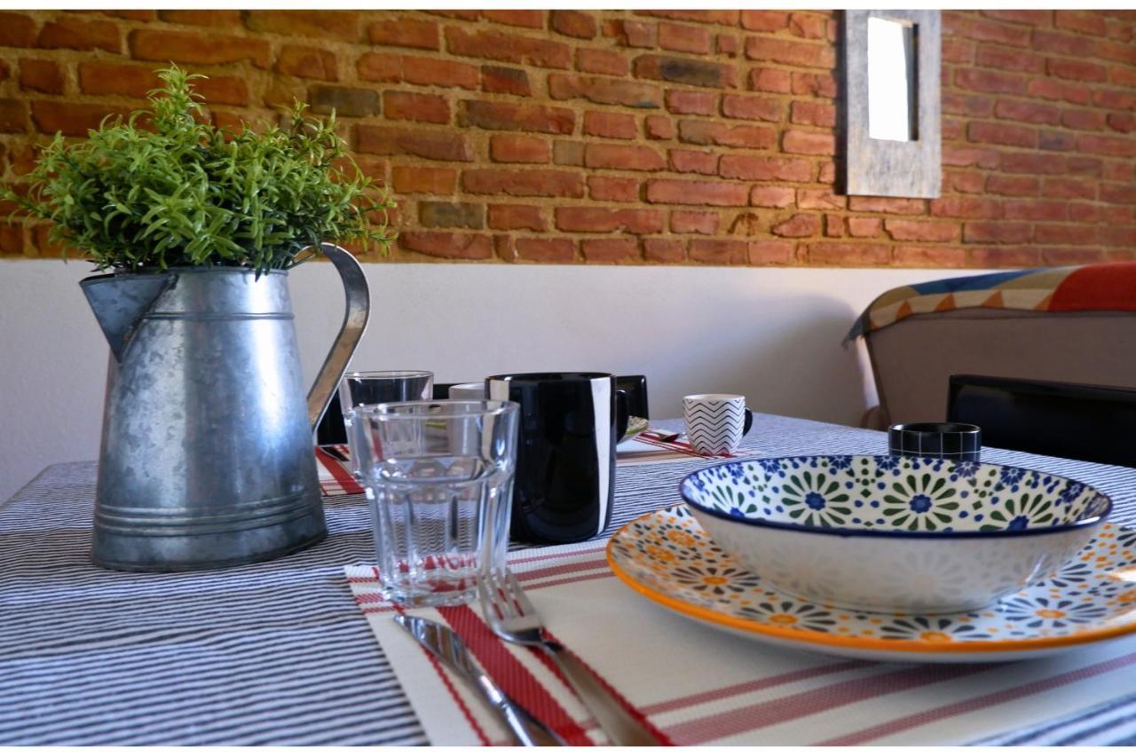 Free Parking & A/C Sant'Orsola Cozy Home Bologna Bagian luar foto